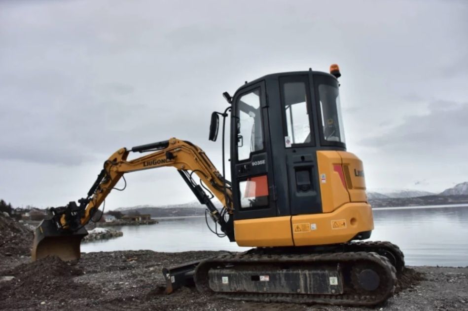 Аренда миниэксковатора