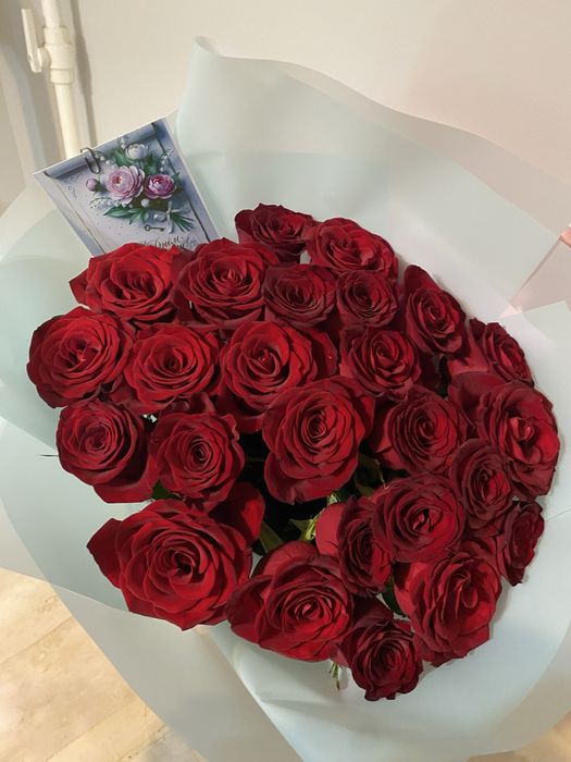 цветы 21 роза прродается