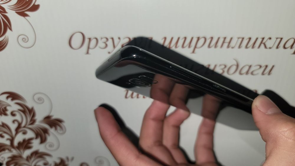 Samsung S8 sotiladi 64/4 narxi 250ming yaxshilab oʻqing