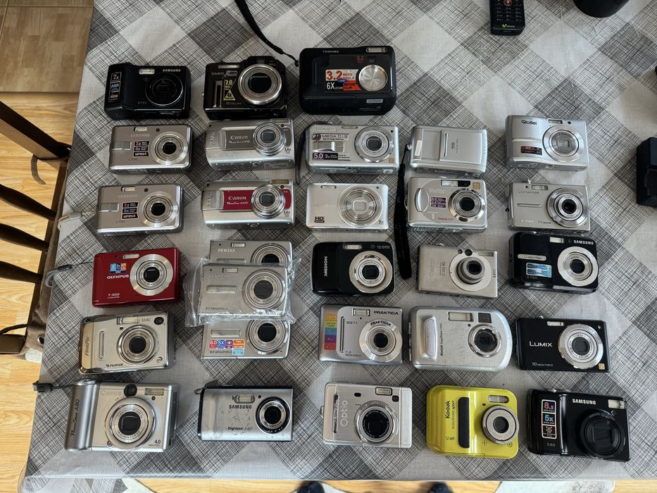 Фотоапарати за части или востоновяване