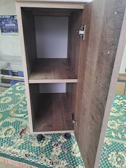 Кухненски шкаф .