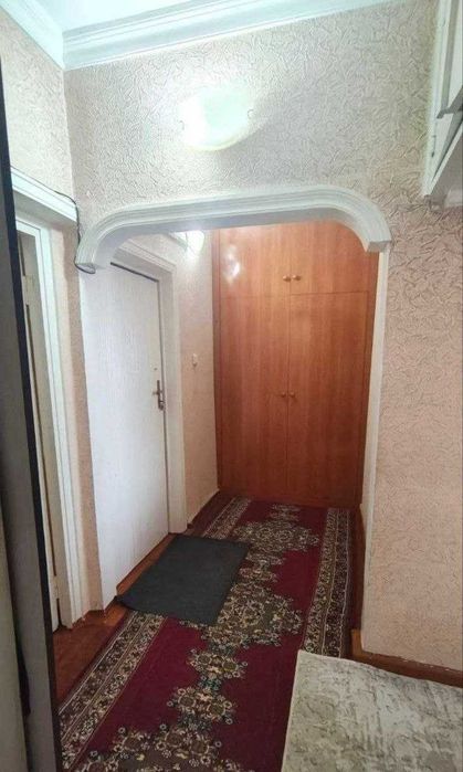 Юнусабад 2  2/4/4 Универсам Ипотека да