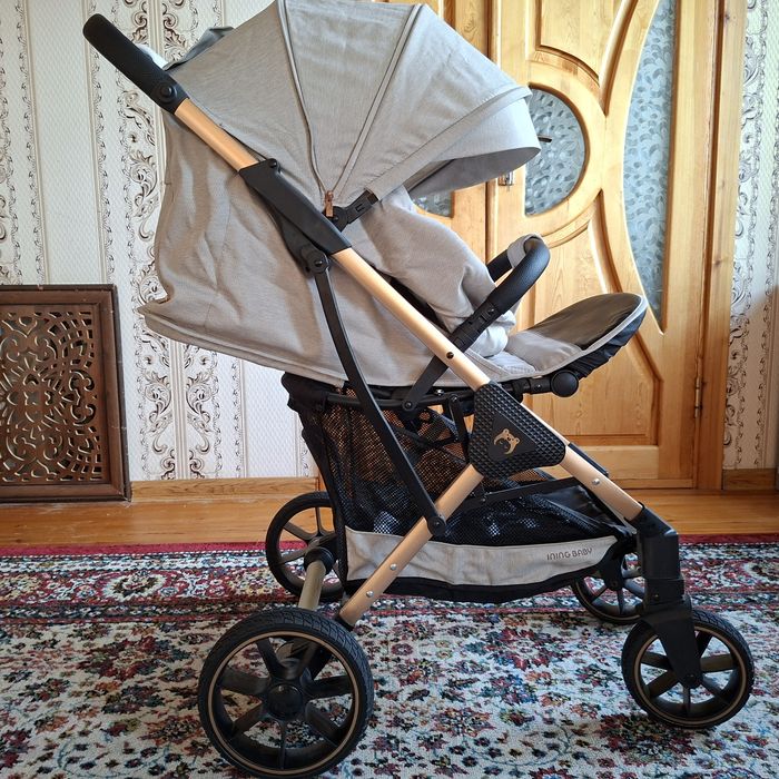 Срочно продается Коляска Ining baby