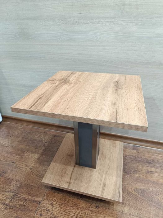 Помощна маса от ПДЧ