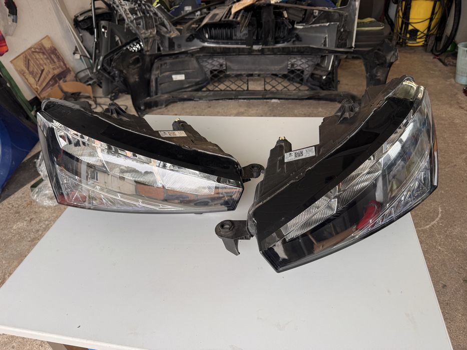 Far stanga dreapta LED Skoda Scala 657941015 657941016