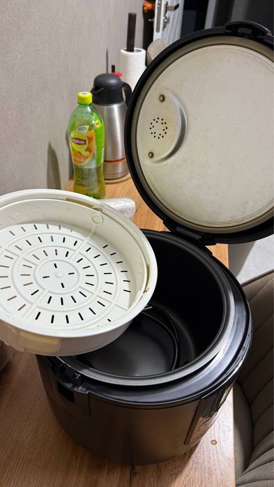 Продам фирменную мультиварку Panasonic