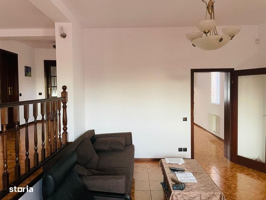 Casa S+P+1E+M,232 mp,zona Colentina