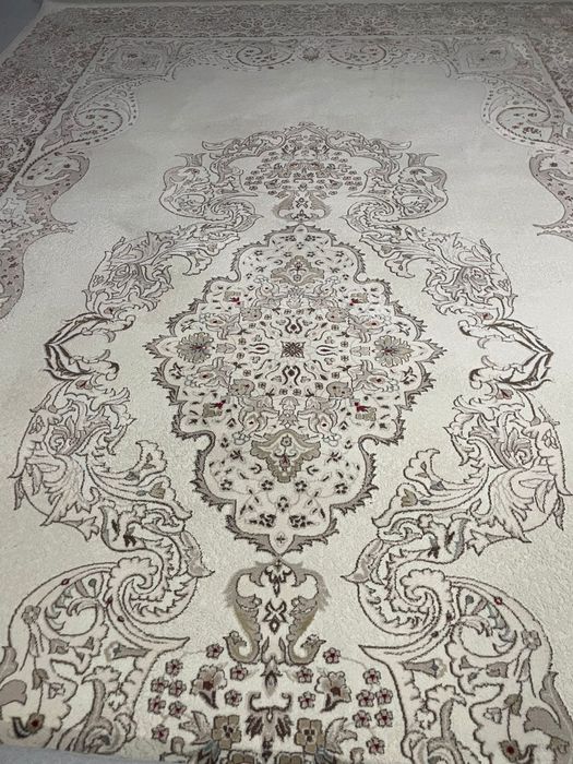 Продам ковер 3х5 м