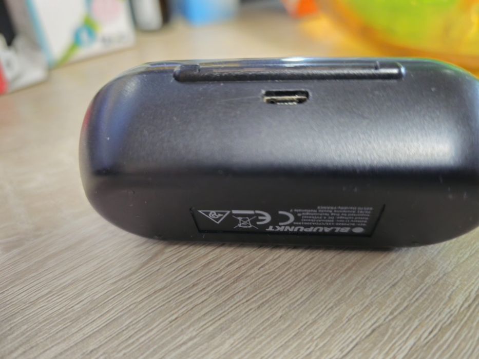 Продавам 3 модела  безжични слушалки ПЕРФЕКТНИ