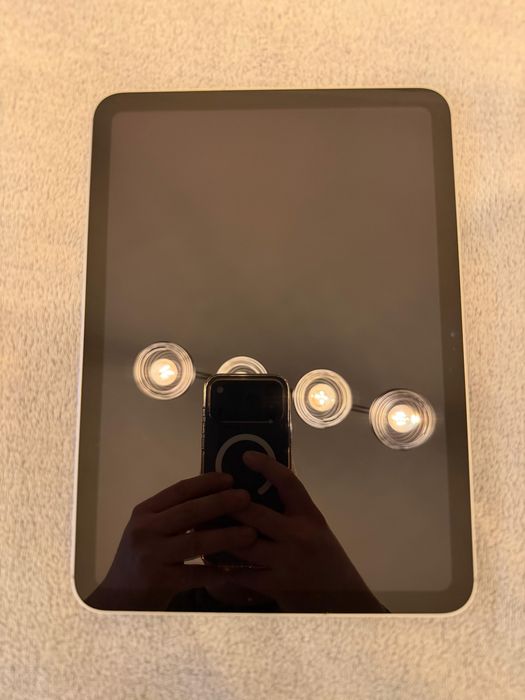 Tableta Apple Ipad Gen 10 64 GB Wifi + Cellular