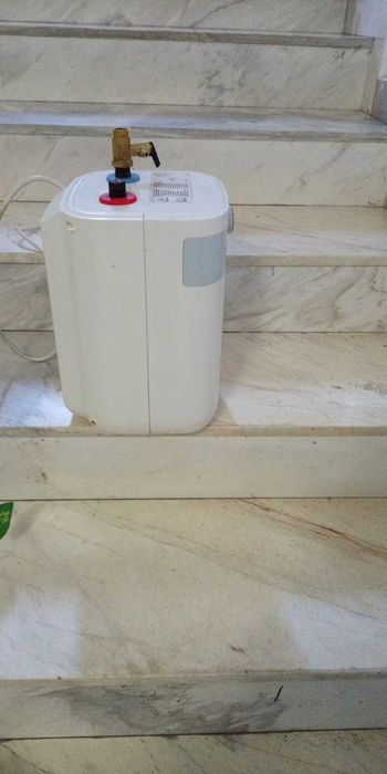 бойлер TESY 5л (монтаж ПОД МИВКА) – В ГАРАНЦИЯ