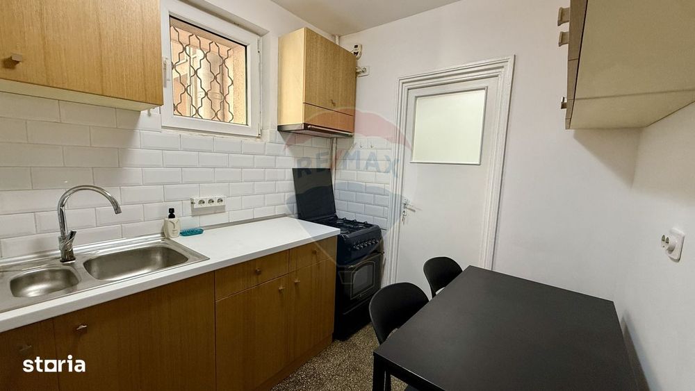 Apartament 2 camere de închiriat | Gara de Nord | 1 minut de metrou
