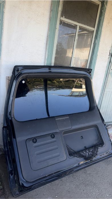 Крышка багажника Toyota Land Cruiser Prado 120