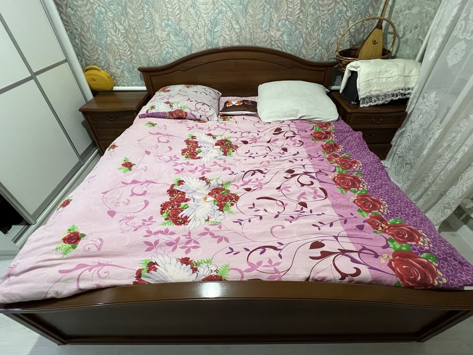 Спальный гарнитур