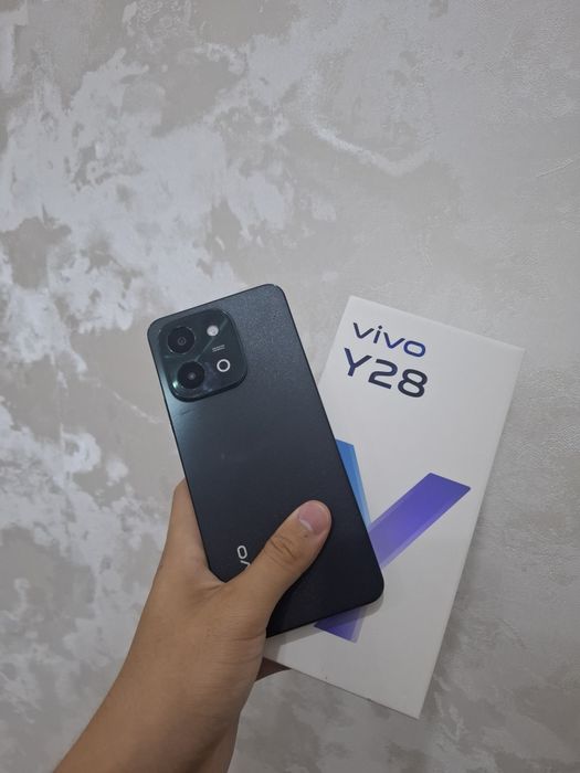 Vivo Y28 v2352 (bu telefon) karobka dakument bor.