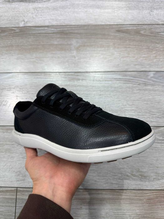 Кроссовки Clarks Warrior.