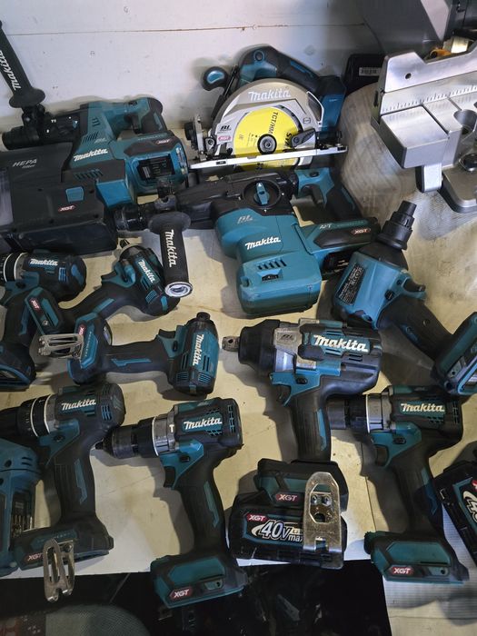Vand scule Makita 40v Xgt