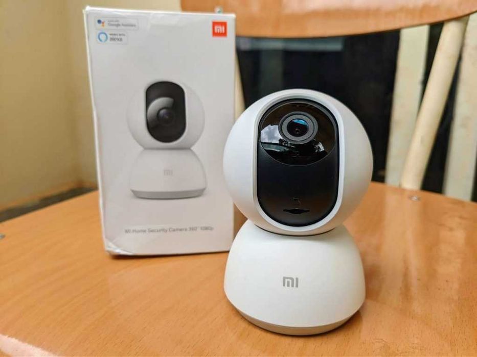 Xiaomi Поворотная IP камера Mi Home security camera, 360°