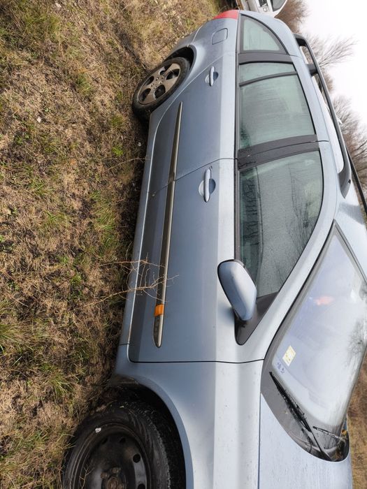 Рено лагуна На части 2005г. 1,9 дци Reno laguna