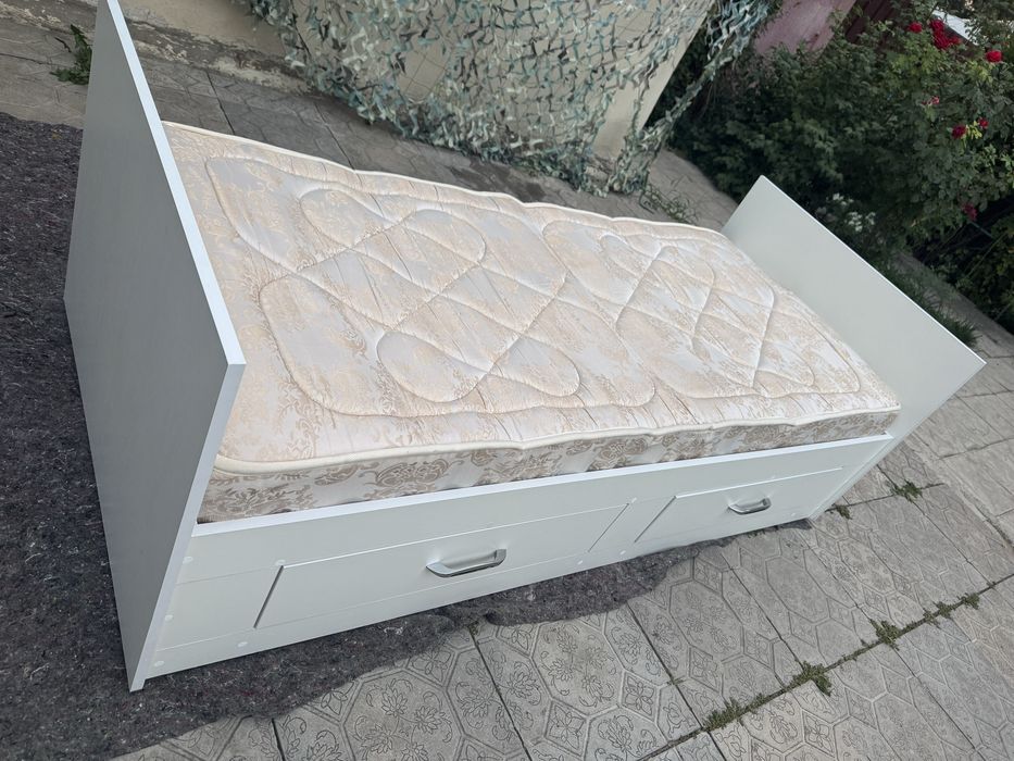 Продам кровать 1,88*0,87