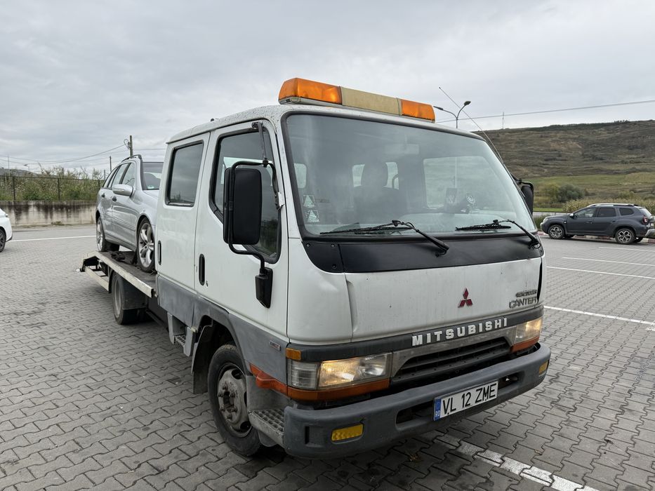 Proprietar vand Mitsubishi canter 2.8 diesel se conduce cu B autoplatforma BA14 6 locuri