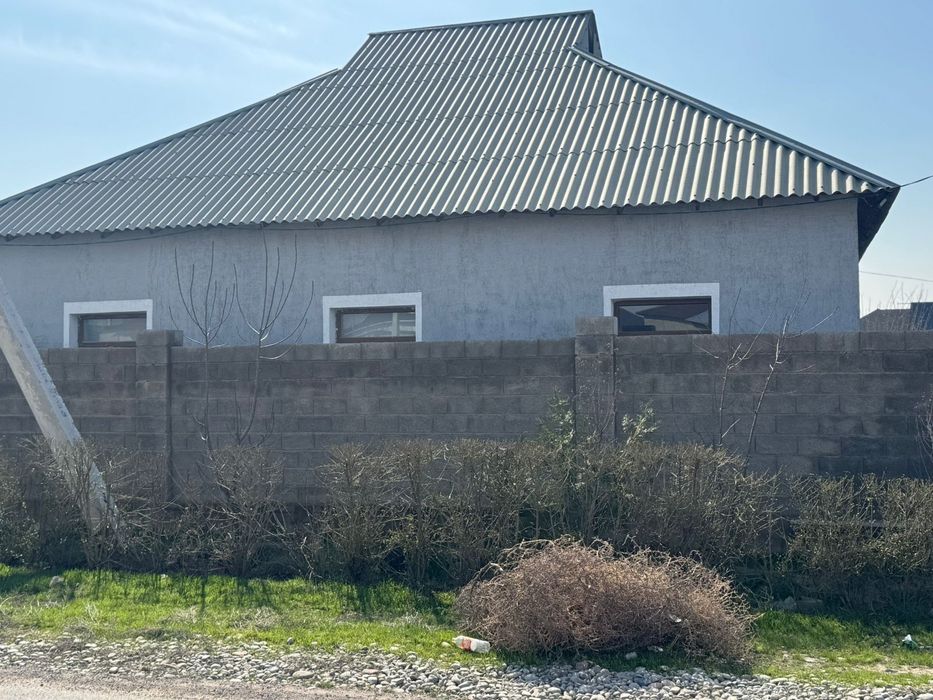 Үй сатылады. Қоршалған. Евроремонт. Докумеет 100%