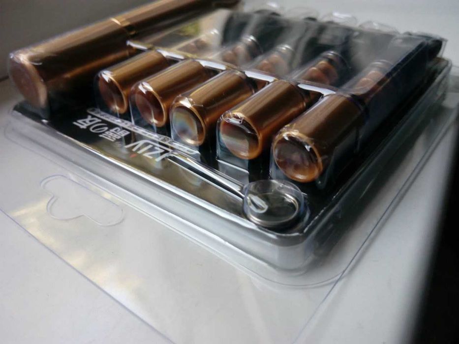 Комплект из пяти муштуков для сигарет