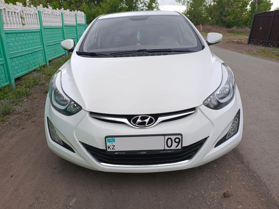 Продаю Hyundai Elantra 2016 года