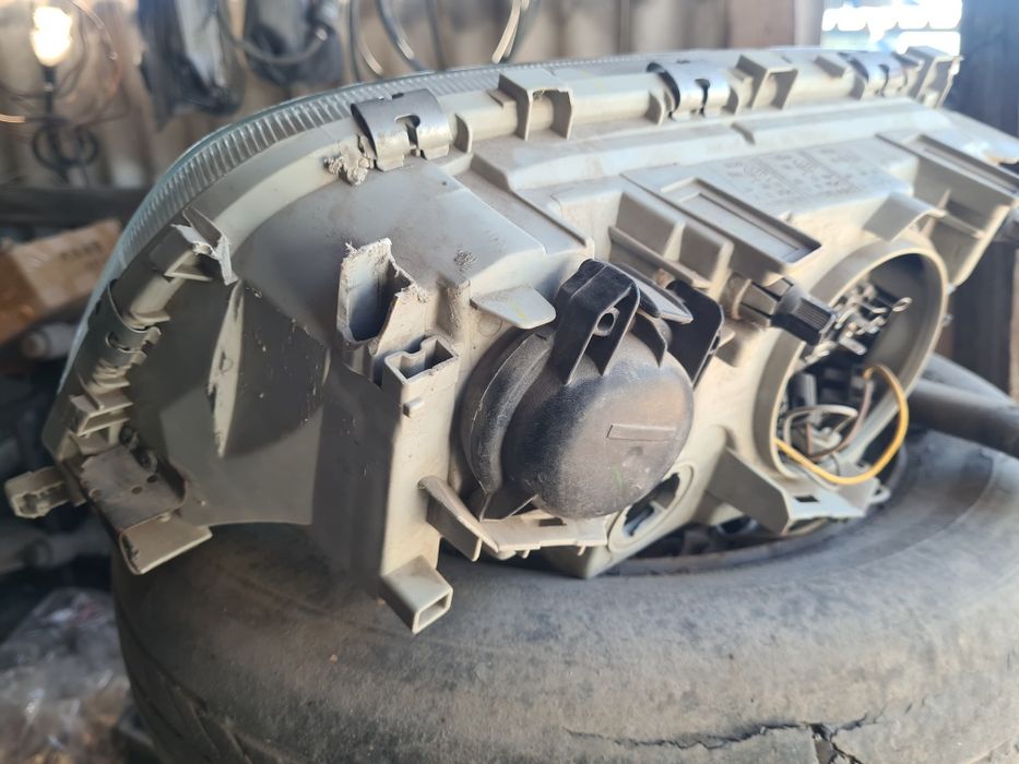 Фара правая Mercedes Sprinter / S-class W140 (DEPO)