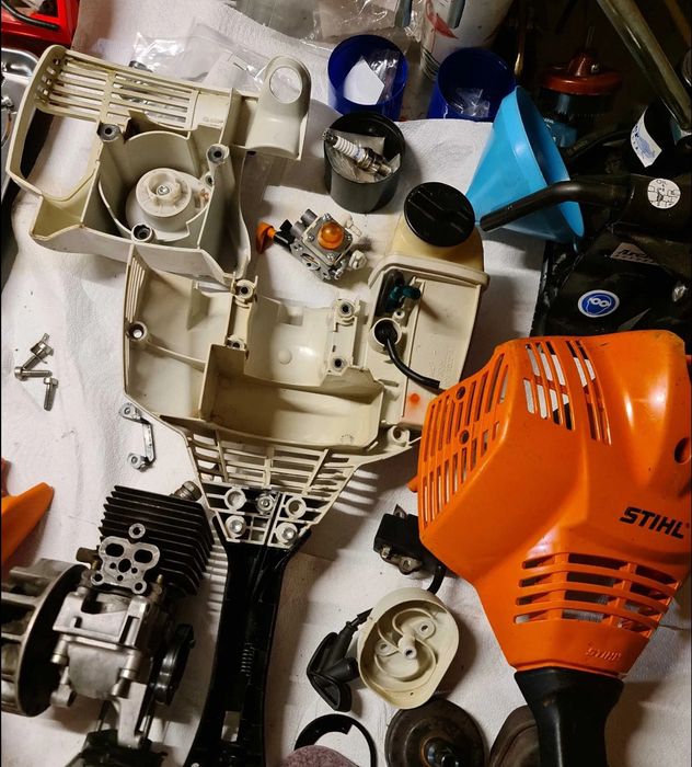 Reparatii și mentenanță , drujbe,mașini de tăiat iarba,motocoase etc