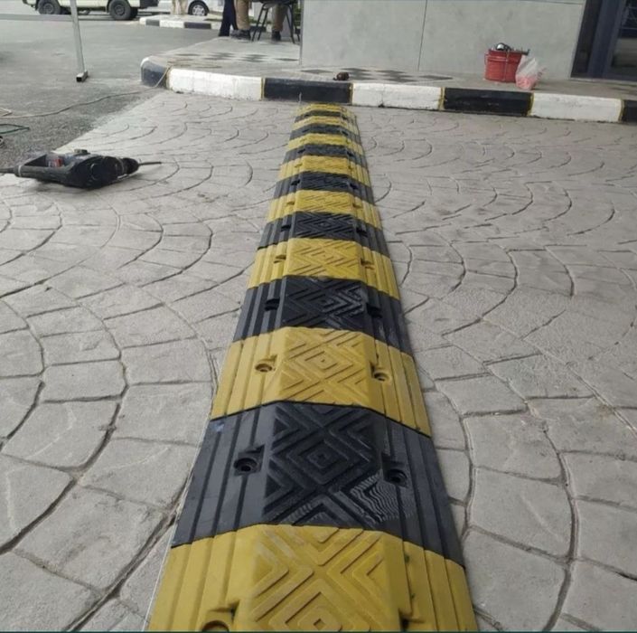 Лежачий Полицейские конус фишка столбик перечисление договор есть