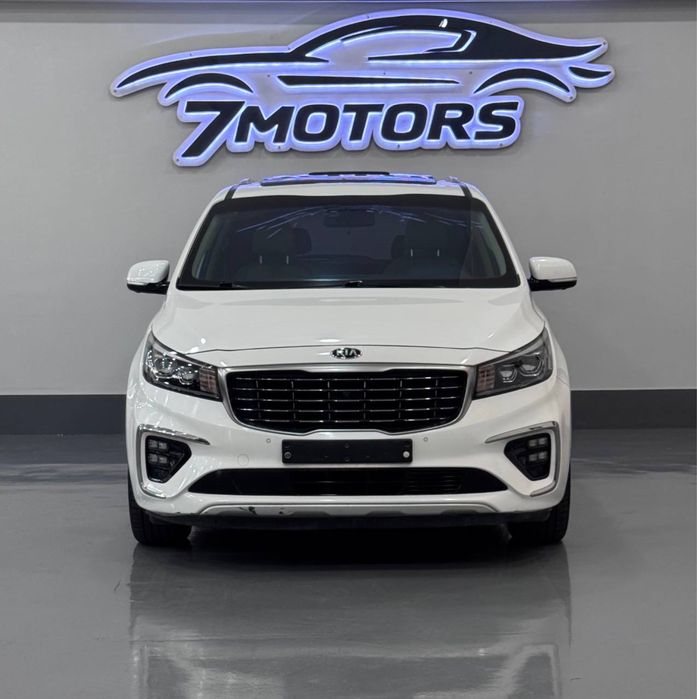Kia Carnival продается