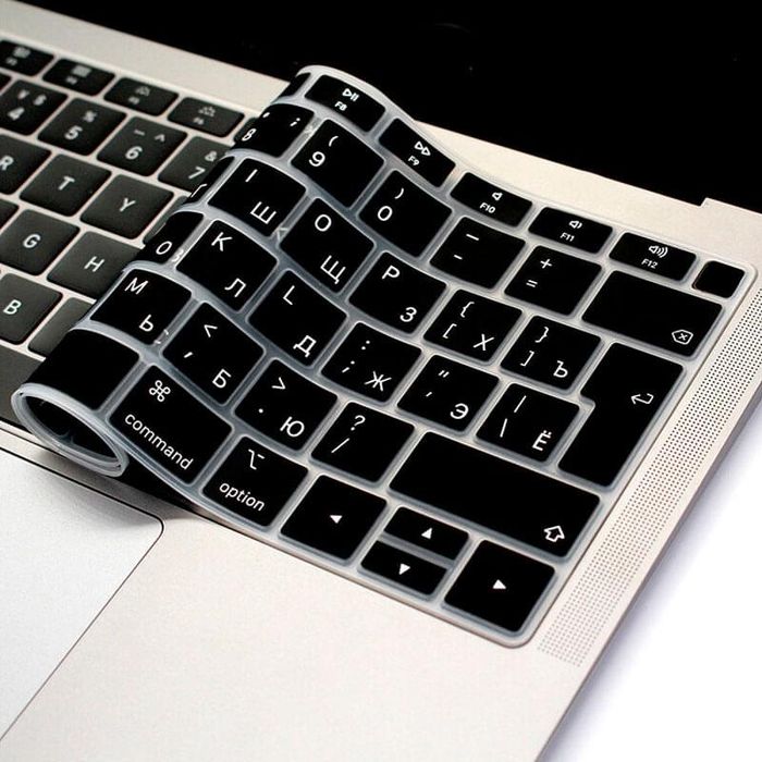 MacBook Air M1 (8/256 GB) Silver (макбук)