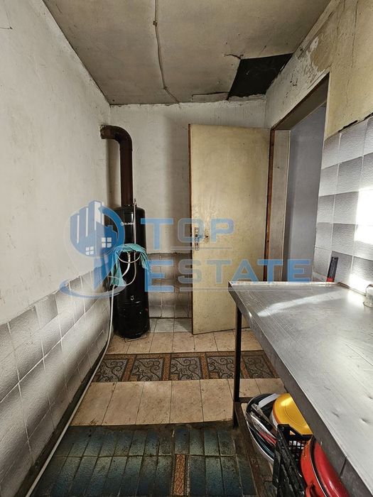 Къща с вътрешна тоалетна и частичен ремонт в село Ново градище, облас