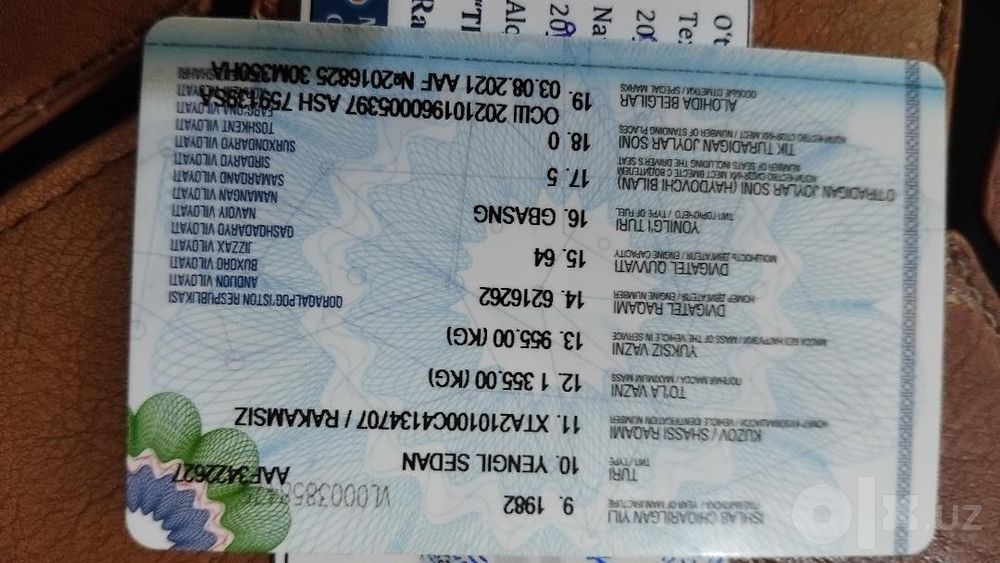 01 Jiguli qizil rangi