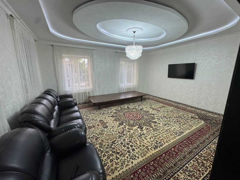 Продаётся Алгоритм Кизил Шарк 1 этаж, 2 ком переделан на 3 ком, 126 кв