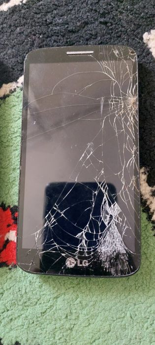 Телефоный на запчасти