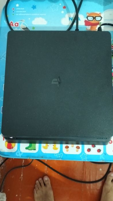 Playstation 4 slim 1tb