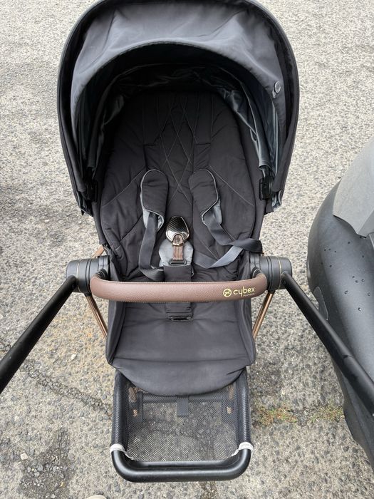 Продавам количка Cybex Mios Rose Gold