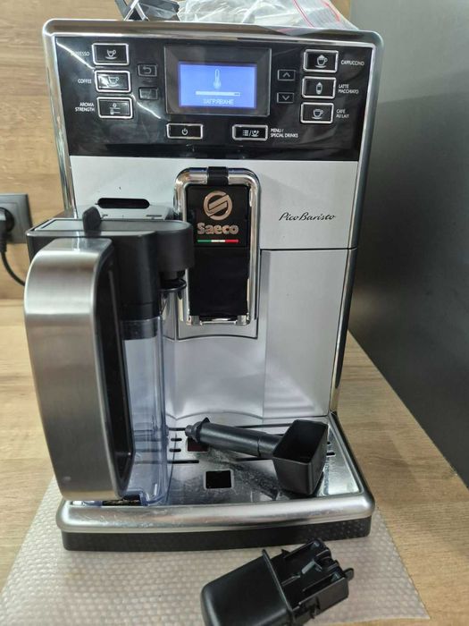 Saeco PikoBaristo   - внос от Германия , с БГ меню.