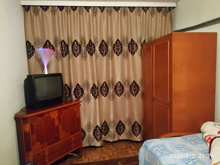 Vând apartament 3 camere semidecomandat Craiova
