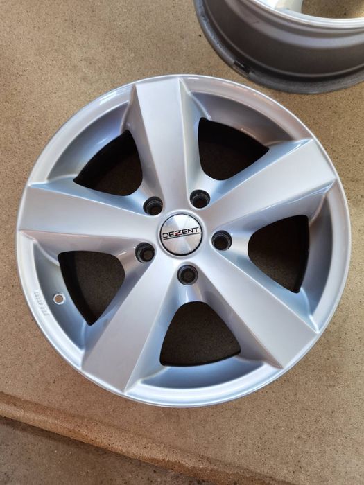 Оригинални джанти Dezent 17 цола.