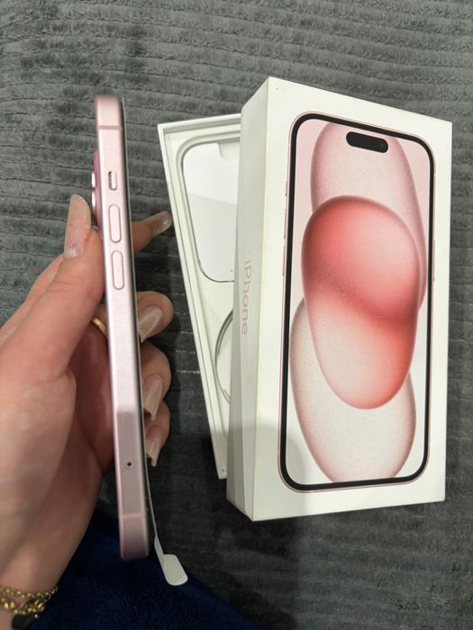 Vand Iphone 15 Roz