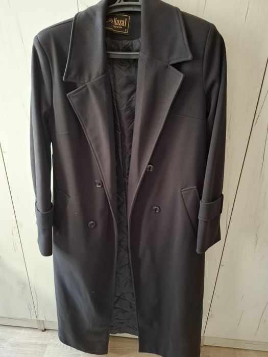 Пальто теплое почти новое