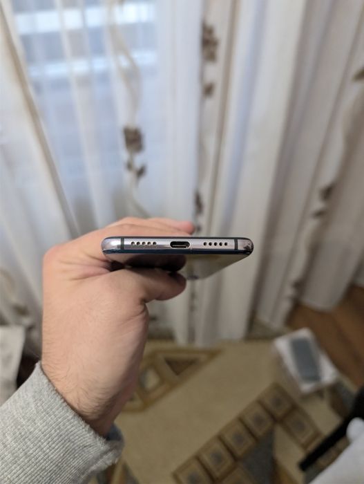 Huawei P20 simplu 128GB impecabil Garantie !