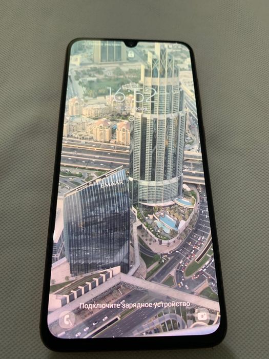 Продается Samsung Galaxy A70