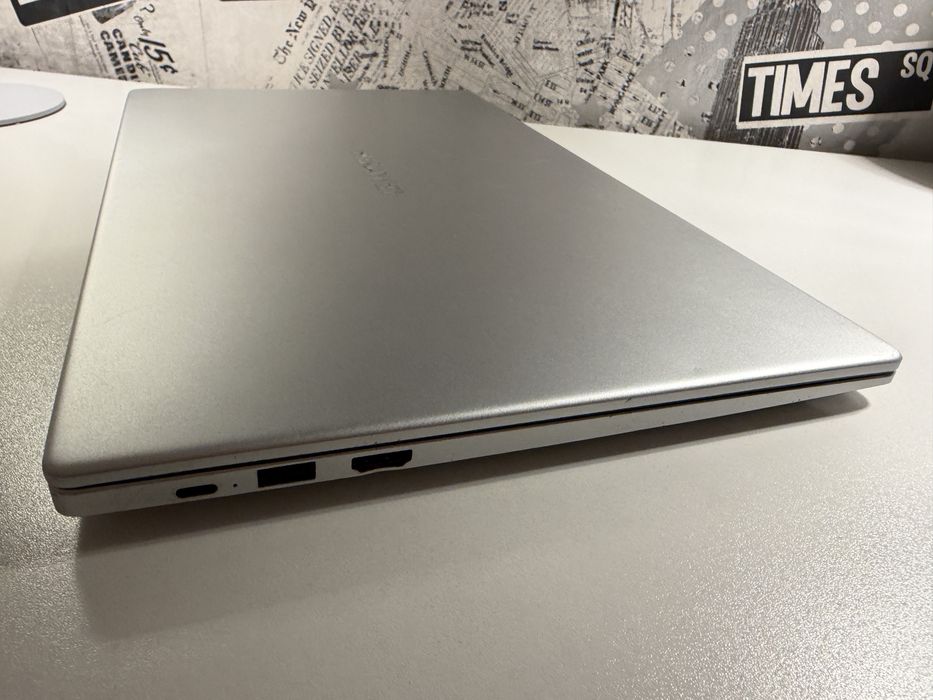 Huawei MateBook D 15 (2020) – Ryzen 5 / SSD – Rapid și elegant