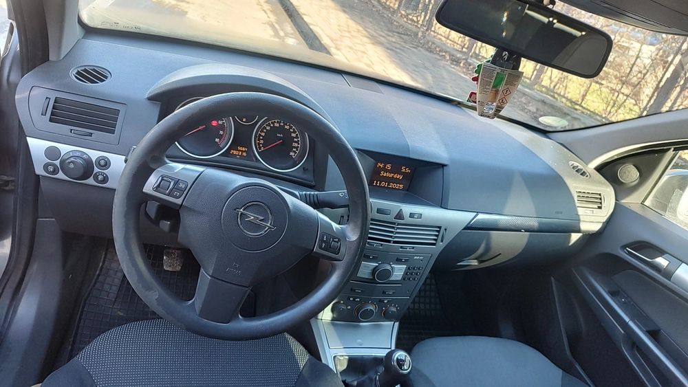 Chirie Auto Inchiriere Auto Rent a Car Mașină de Inchiriat