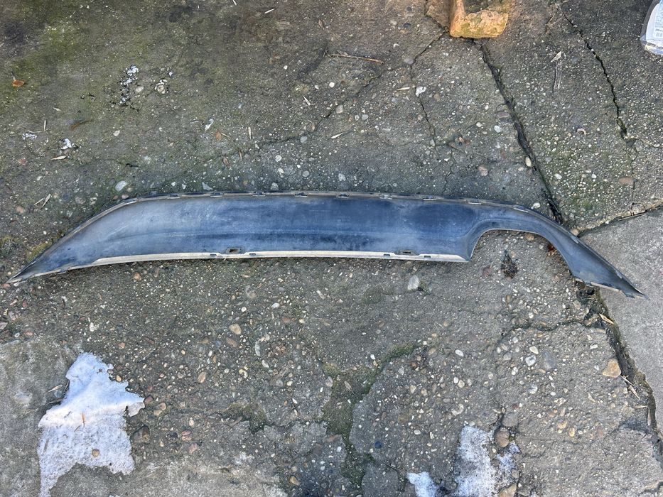 Дифузьор за задна броня VW Golf 7