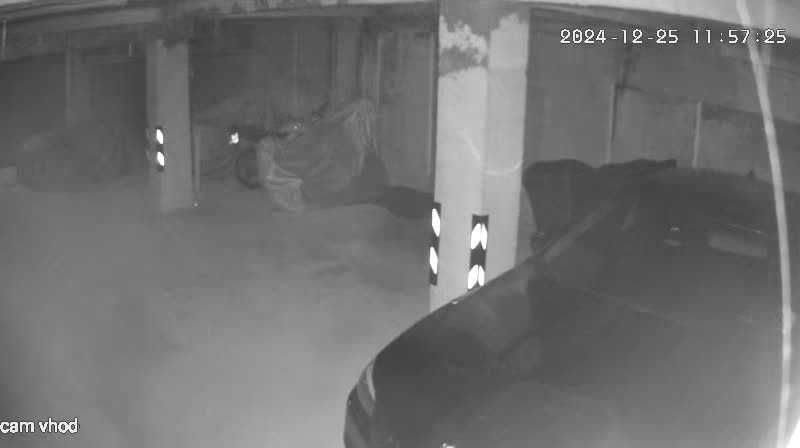 Дава се под наем Гараж / Паркомясто в Варна, Владислав Варненчик - 13 кв.м за 45.9 € - Снимка #4